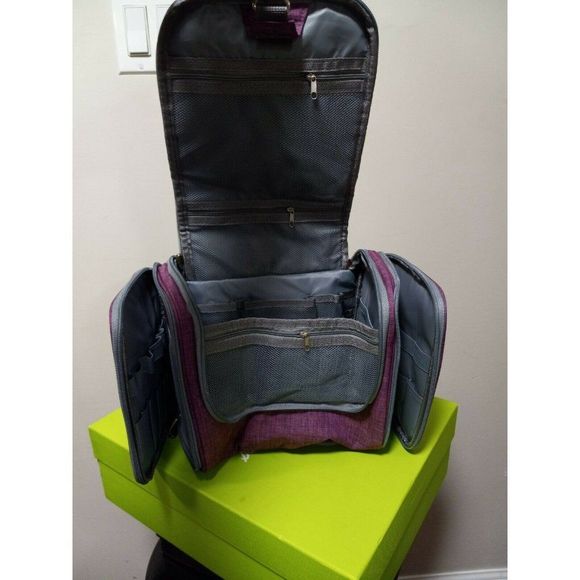 NWOT WANDF Multi Compartment Travel Case - Picture 3 of 11